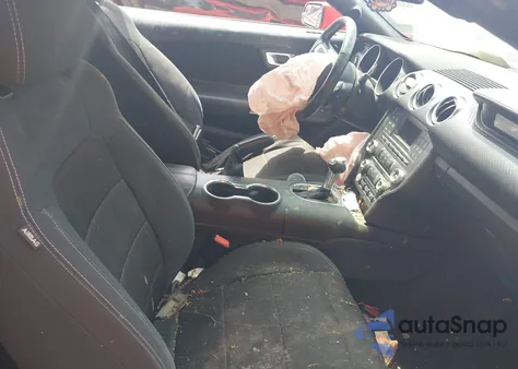 2015 Ford Mustang V6 z USA, uszkodzony, nr VIN 1FA6P8AM1F5346548